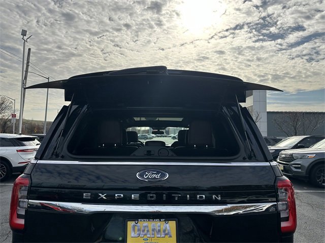 Certified 2022 Ford Expedition Limited image 5