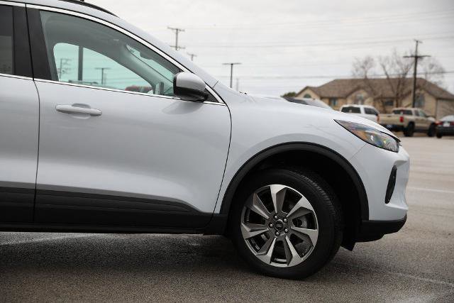 Certified 2025 Ford Escape Platinum image 11