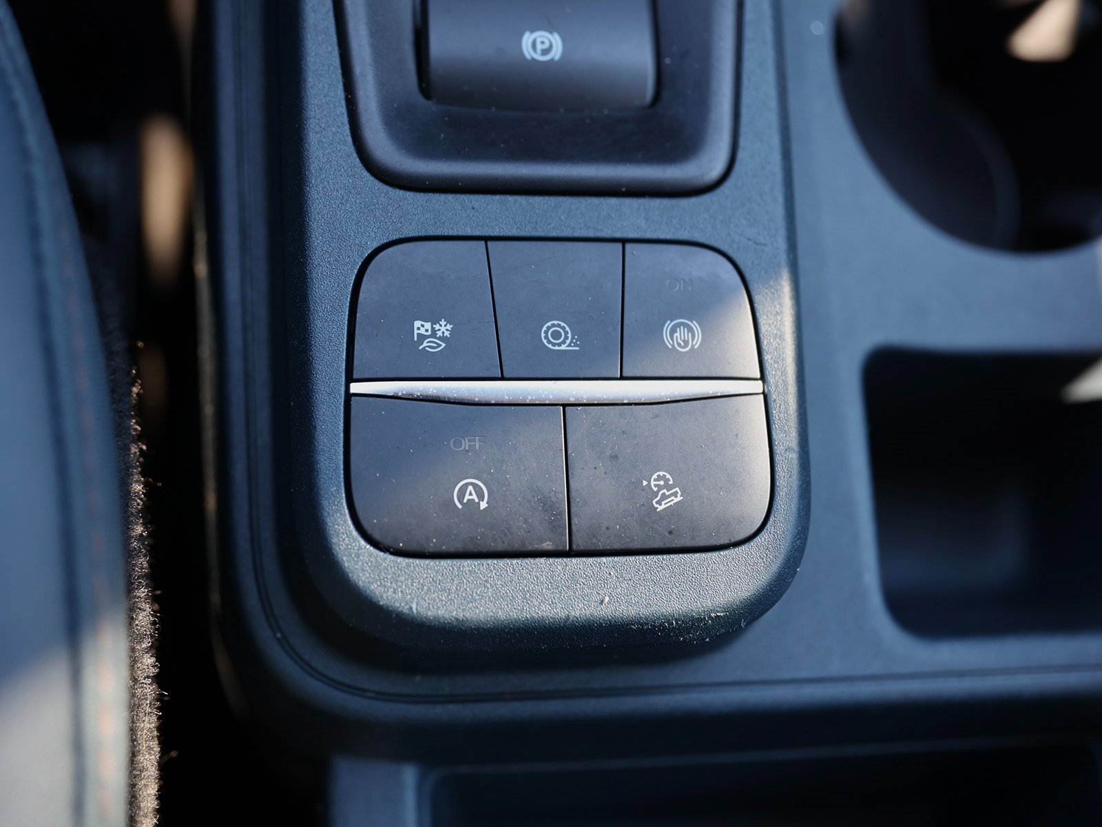 Certified 2024 Ford Maverick Lariat w/ FX4 Off-Road Package image 32