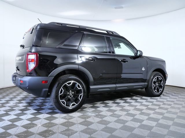 Certified 2025 Ford Bronco Sport Outer Banks w/ Outer Banks Tech Package+ AWD/4WD image 8
