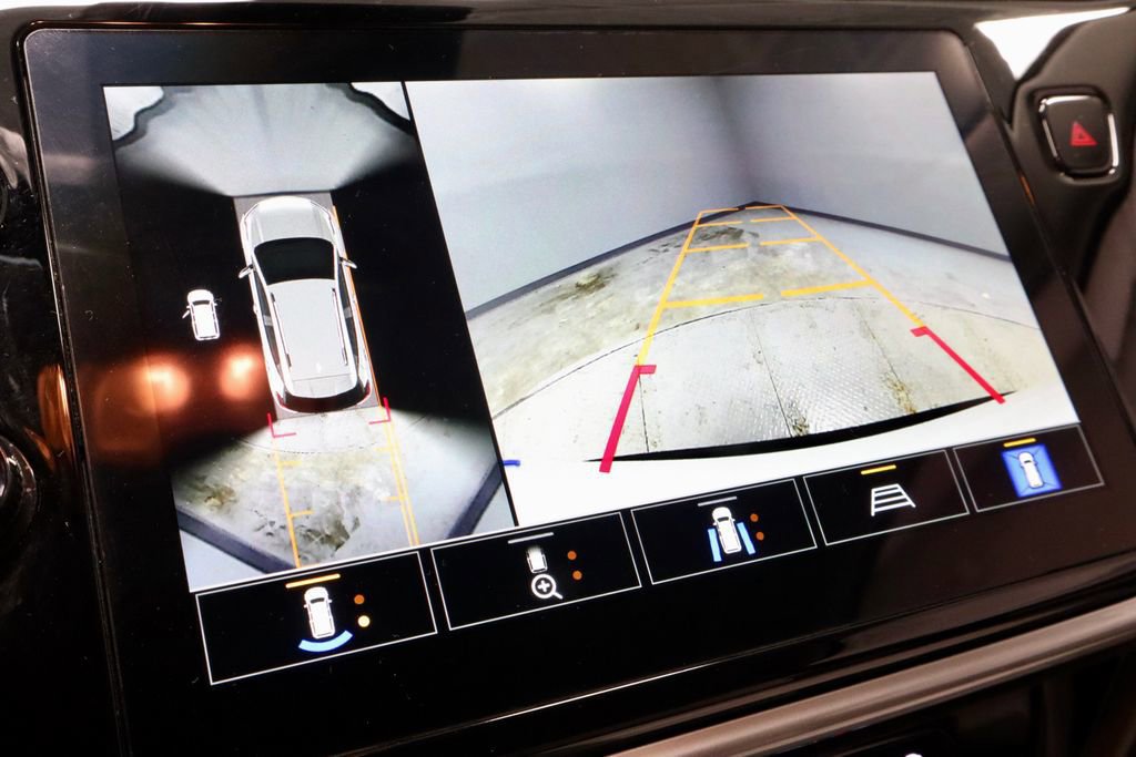 Used 2023 Chevrolet Bolt EUV Premier image 9