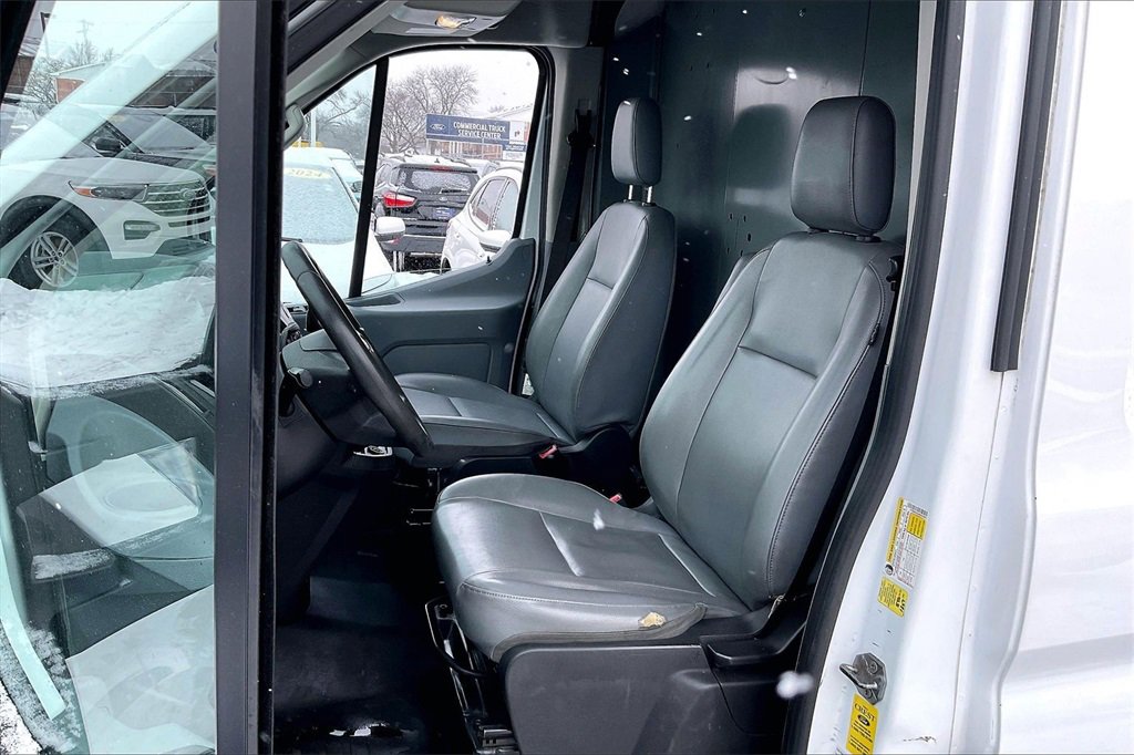 Certified 2019 Ford Transit 350 148 Medium Roof image 22