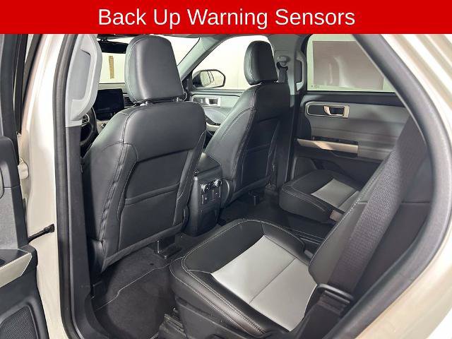Certified 2022 Ford Explorer XLT w/ Equipment Group 202A AWD/4WD image 12