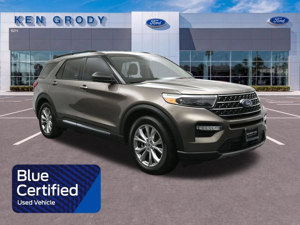 Certified 2021 Ford Explorer XLT w/ Equipment Group 202A RWD image 1