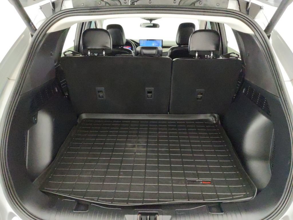 Certified 2024 Ford Escape SE FWD image 18