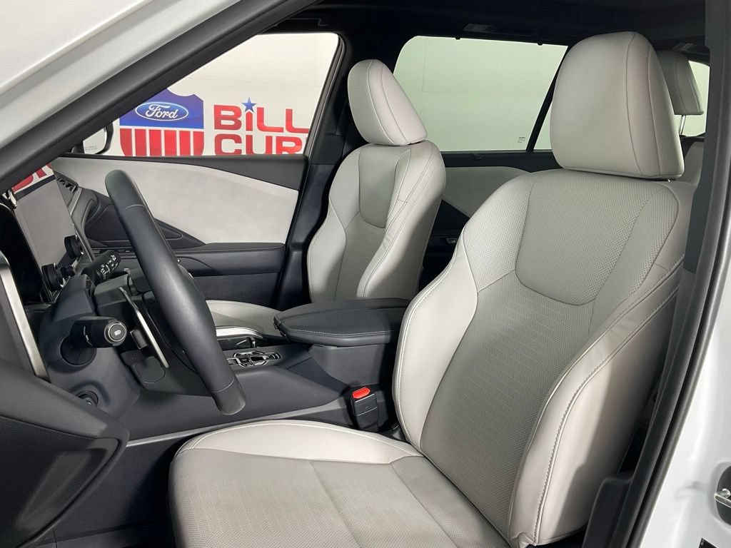 Used 2024 Lexus TX 350 AWD w/ Technology Package image 13