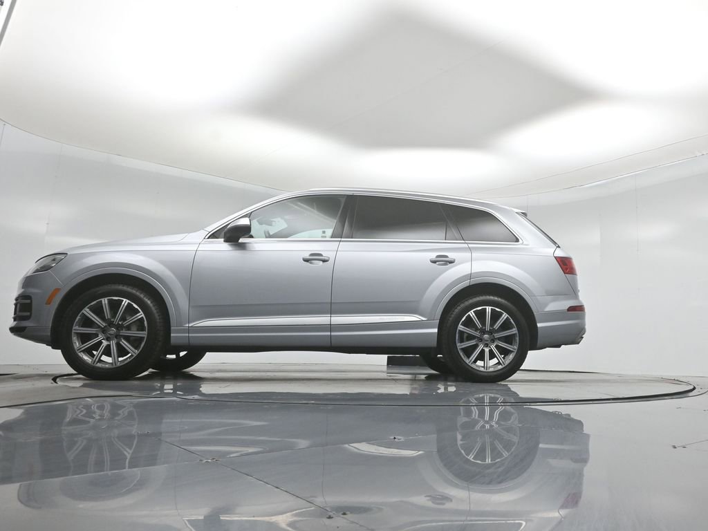 Used 2017 Audi Q7 3.0T Premium Plus w/ Premium Plus Package AWD/4WD image 52