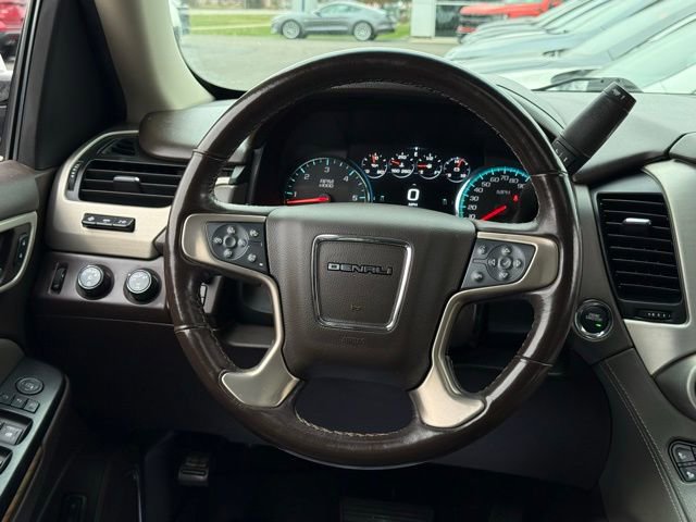 Used 2019 GMC Yukon XL Denali w/ Denali Ultimate Package image 10