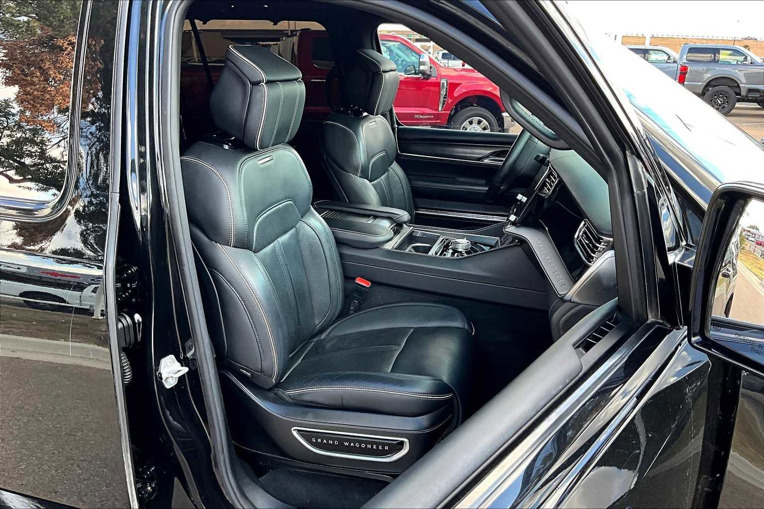 Used 2022 Jeep Grand Wagoneer Series II image 10