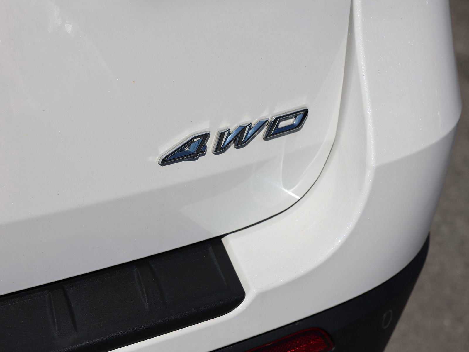 Certified 2023 Ford Explorer XLT w/ Equipment Group 202A image 10