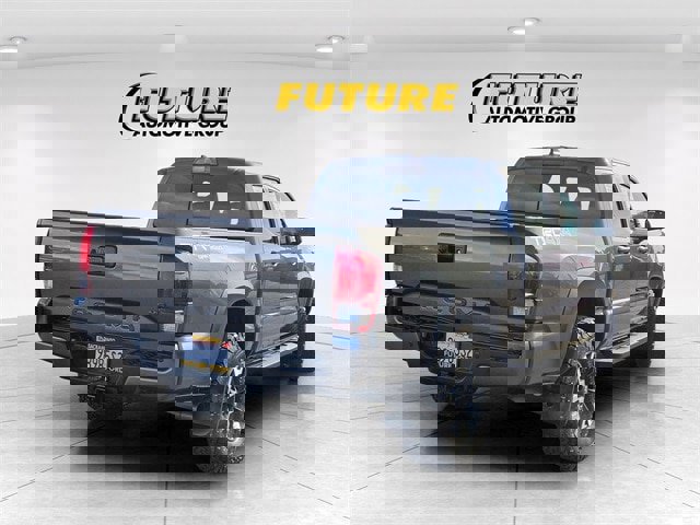 Used 2019 Toyota Tacoma TRD Off-Road w/ Technology Package image 3