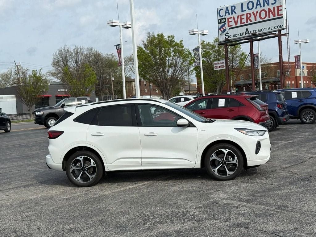 Certified 2023 Ford Escape ST-Line Select w/ Tech Pack #2 AWD/4WD image 5