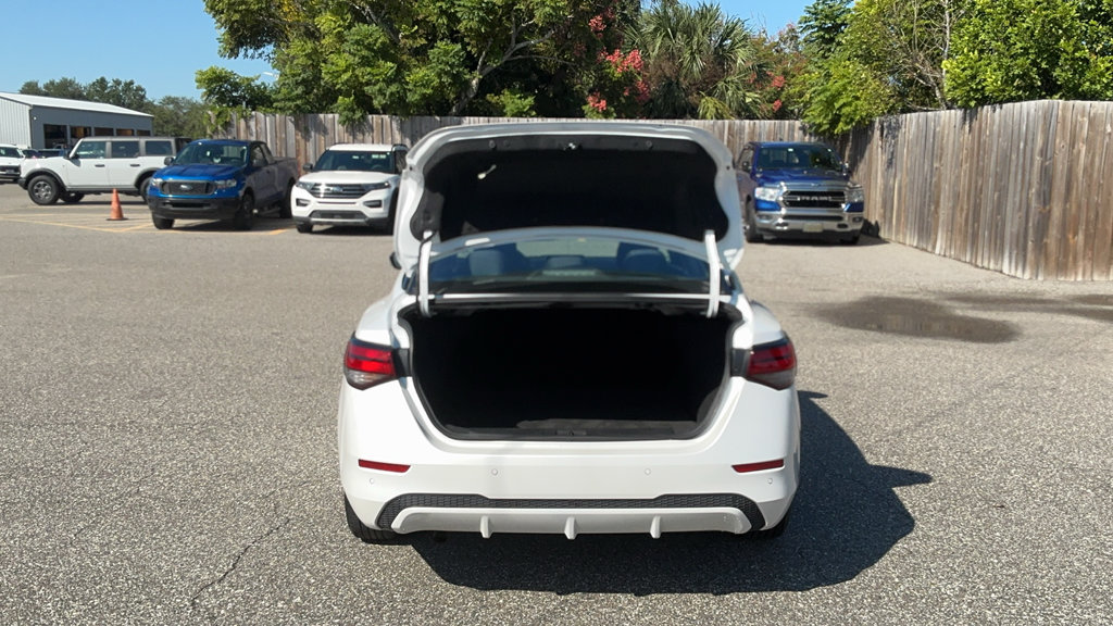 Used 2024 Nissan Sentra SV FWD image 15