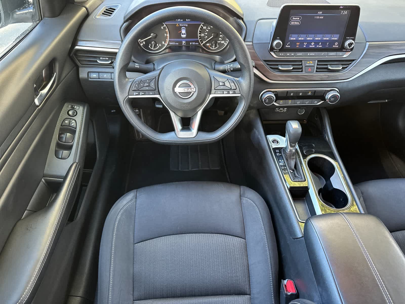 Used 2024 Nissan Altima 2.5 SV FWD image 14