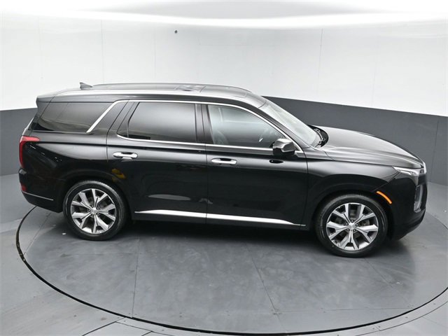 Used 2022 Hyundai Palisade Limited w/ Cargo Package image 18