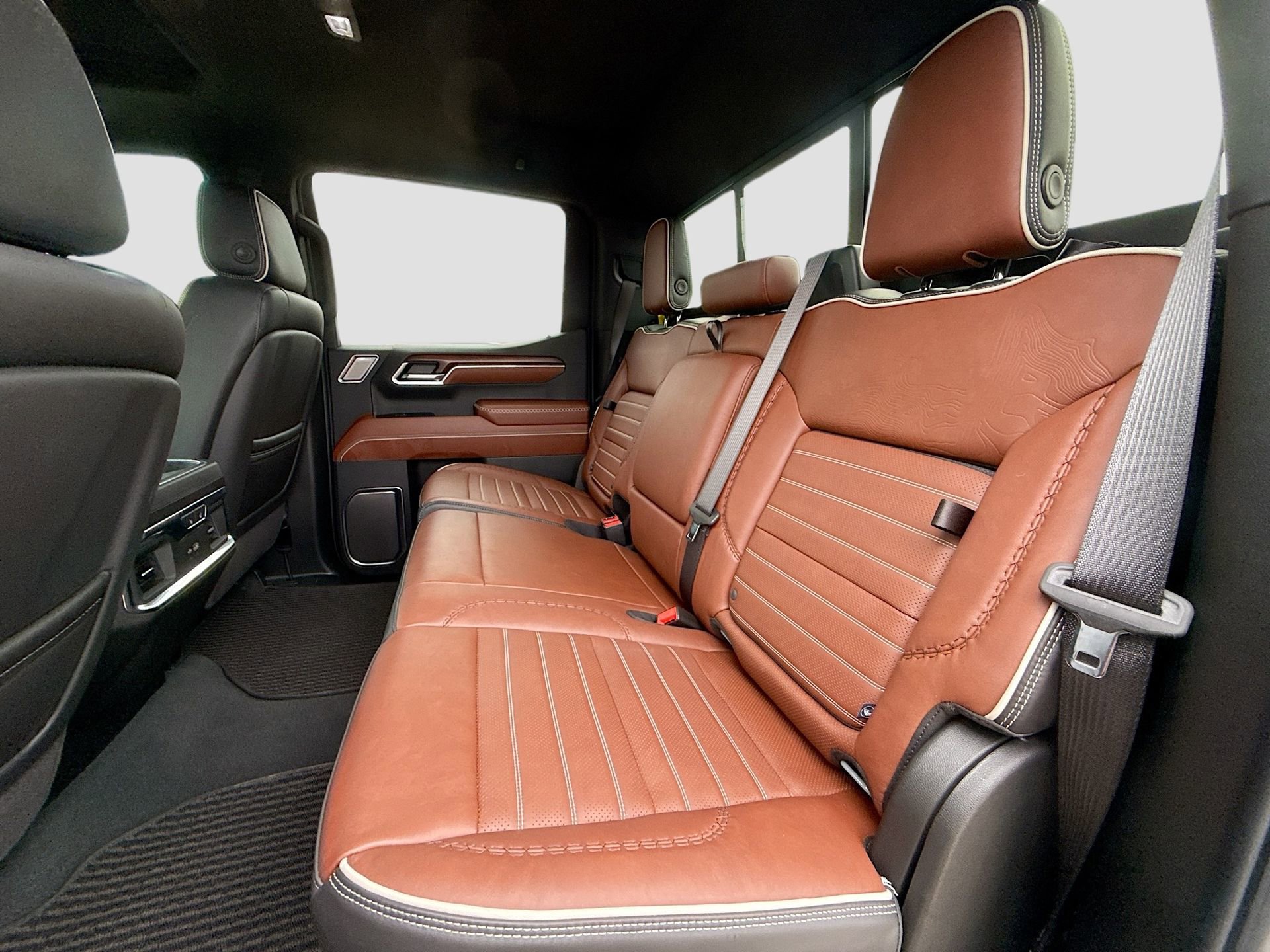 Used 2025 GMC Sierra 1500 Denali Ultimate image 31