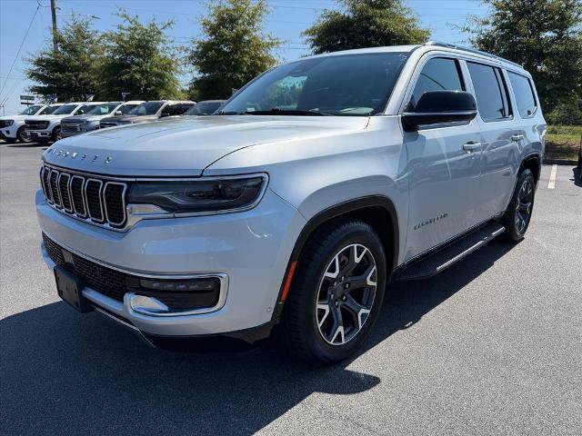 Used 2024 Jeep Wagoneer Series III AWD/4WD image 4