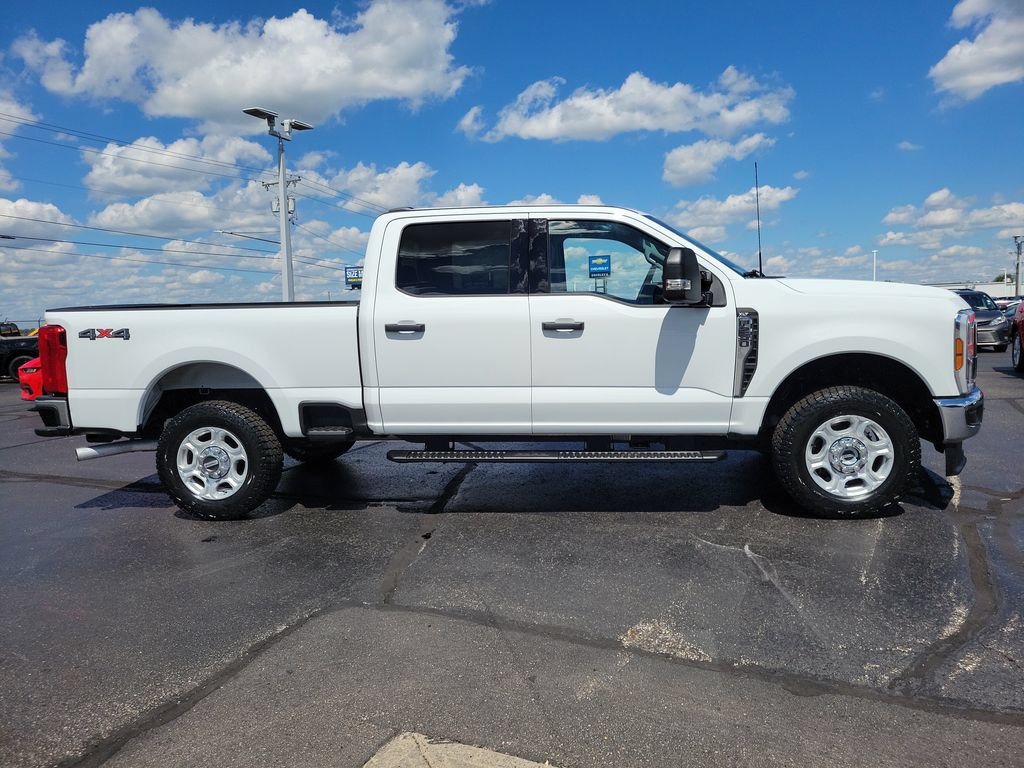 Certified 2025 Ford F250 XLT AWD/4WD image 3