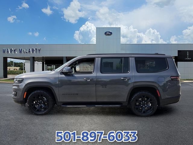 Used 2024 Jeep Wagoneer Series II AWD/4WD image 2
