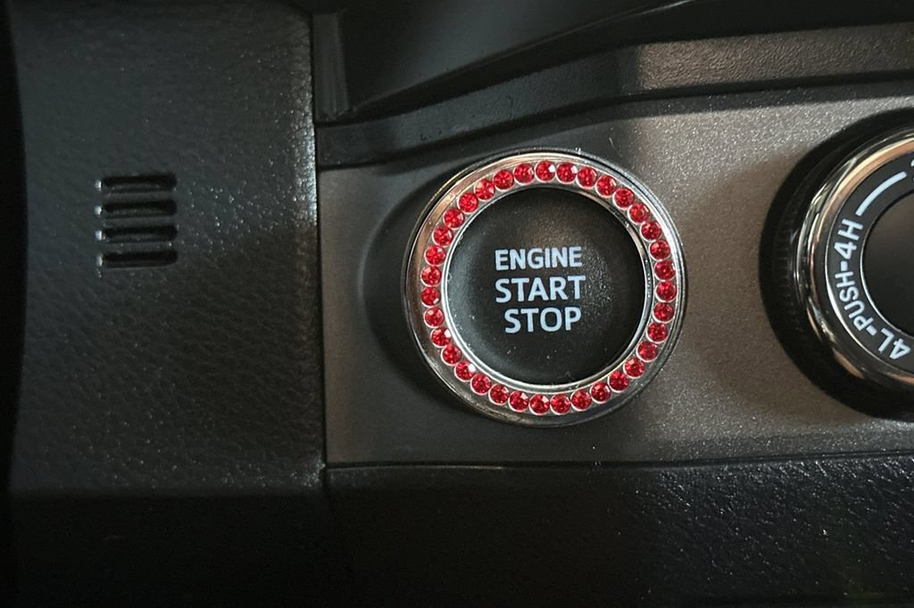 Used 2021 Toyota Tacoma TRD Off-Road w/ Technology Package AWD/4WD image 25