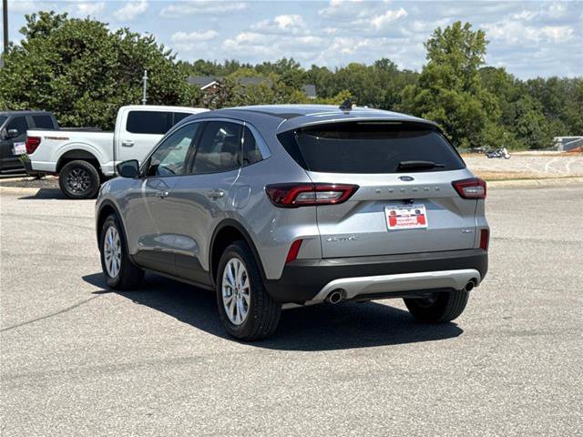 Certified 2023 Ford Escape Active AWD/4WD image 7