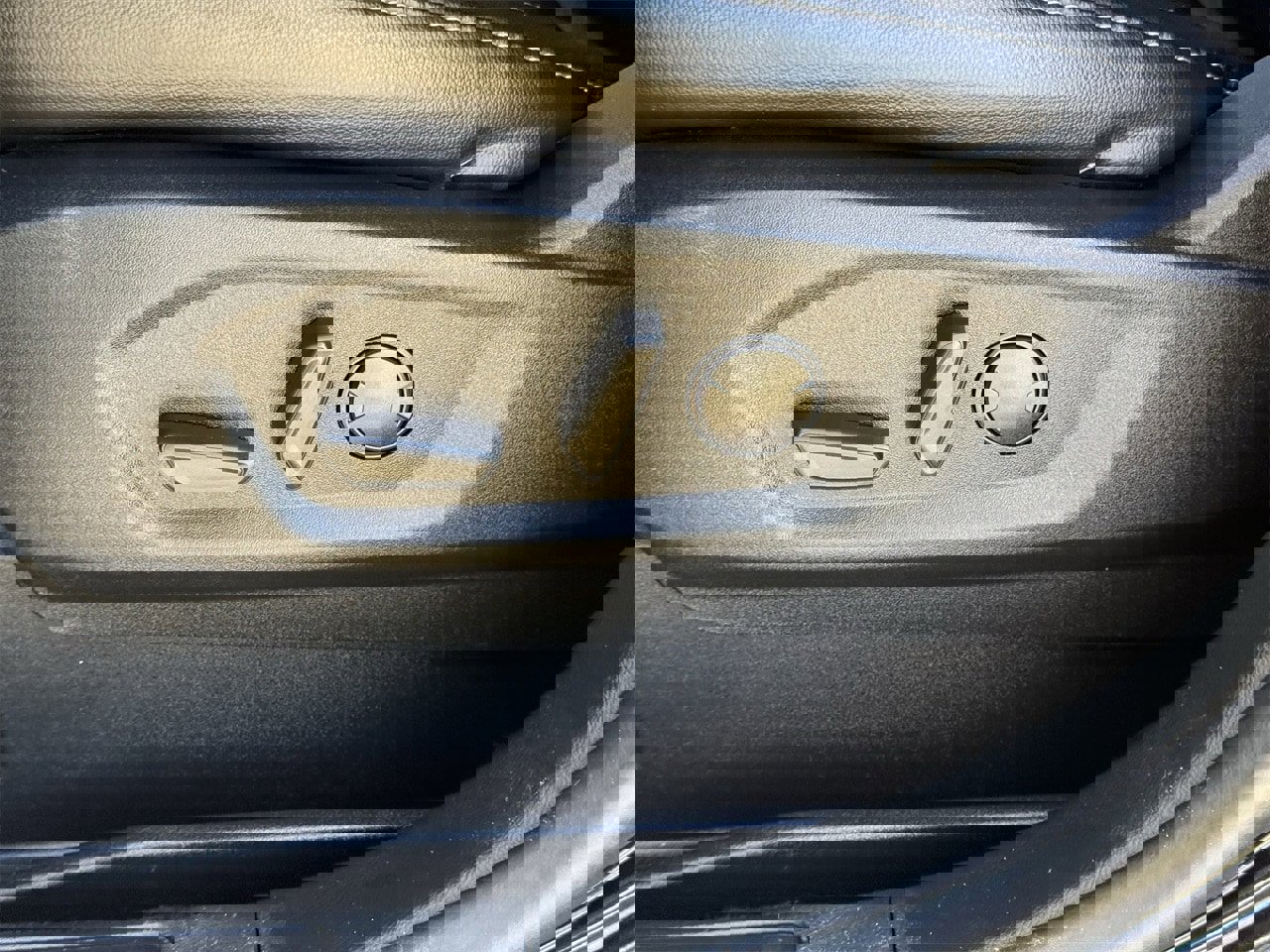 Certified 2024 Ford Edge SEL w/ Convenience Package image 25