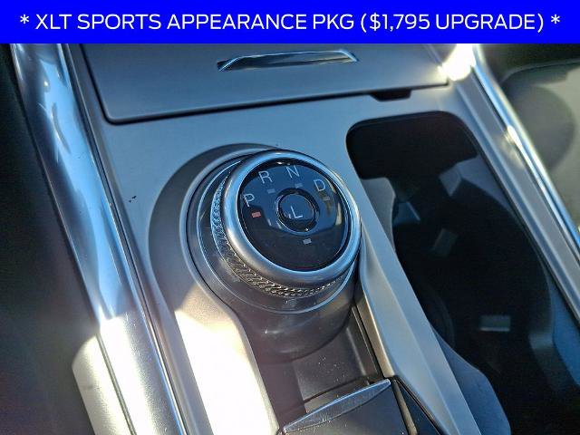 Certified 2022 Ford Explorer XLT w/ Equipment Group 202A AWD/4WD image 17