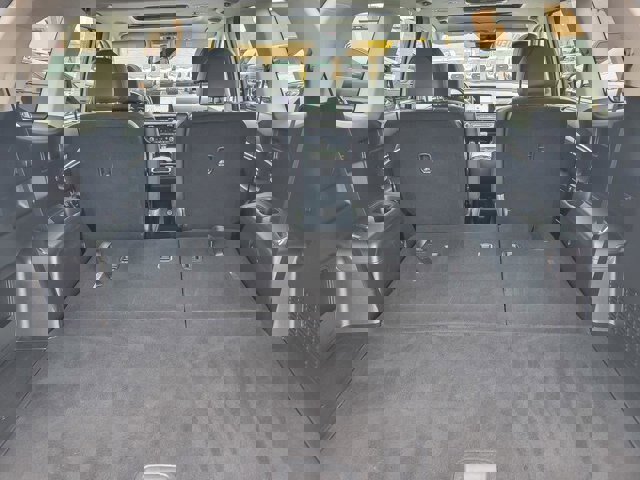 Used 2024 Kia Telluride EX w/ EX Captain's Chair Package image 26