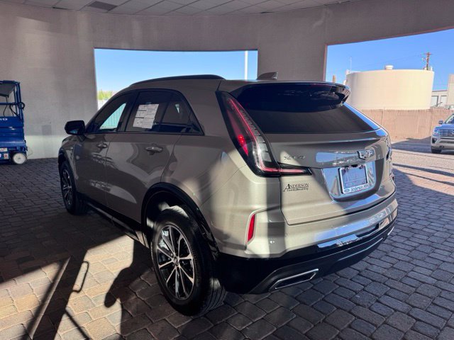 Used 2024 Cadillac XT4 Sport w/ Cold Weather Package FWD image 3