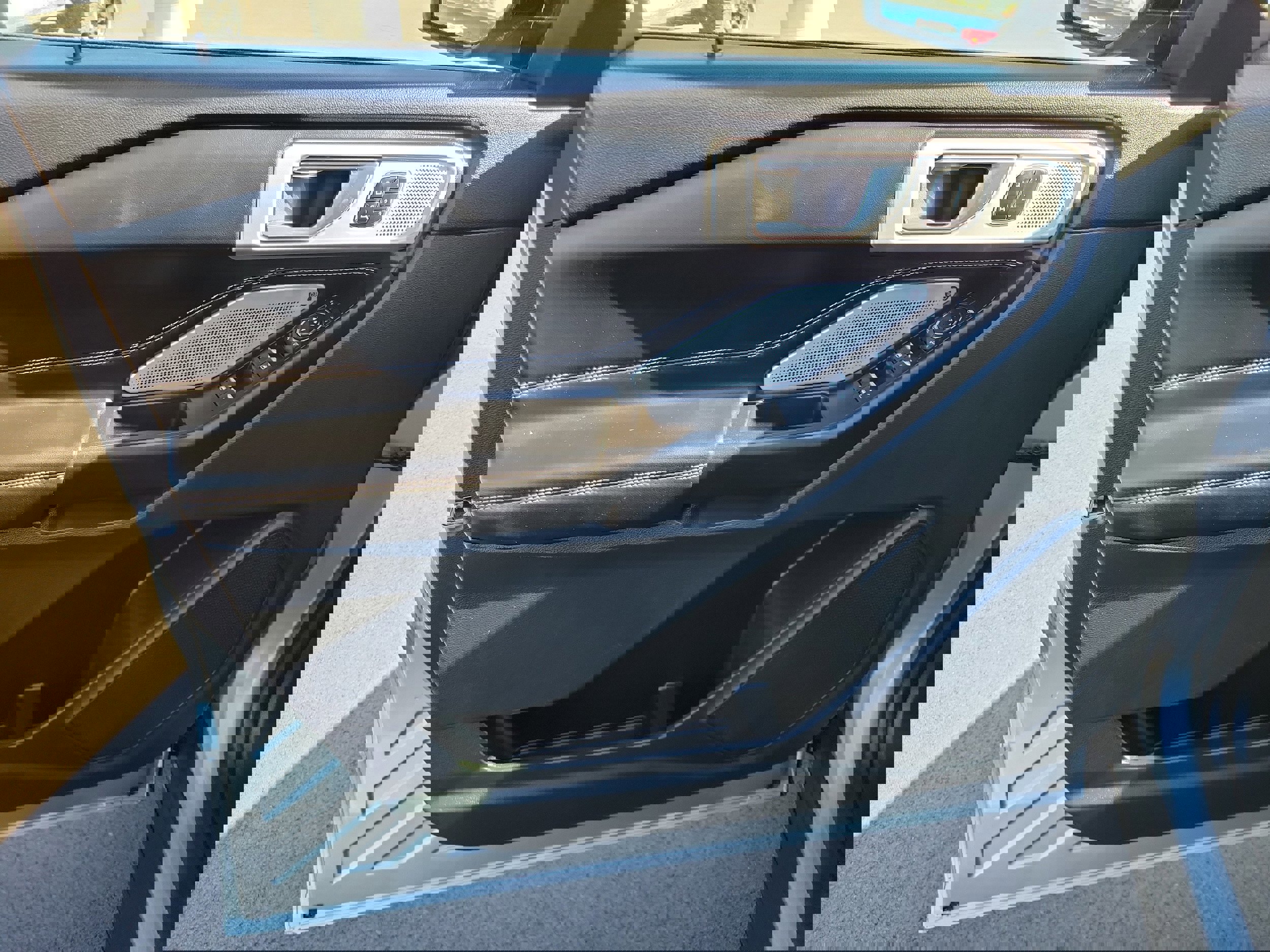 Certified 2020 Ford Explorer ST w/ Premium Technology Package image 19