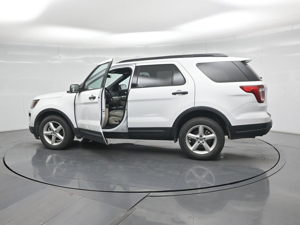 Certified 2018 Ford Explorer 4WD image 4