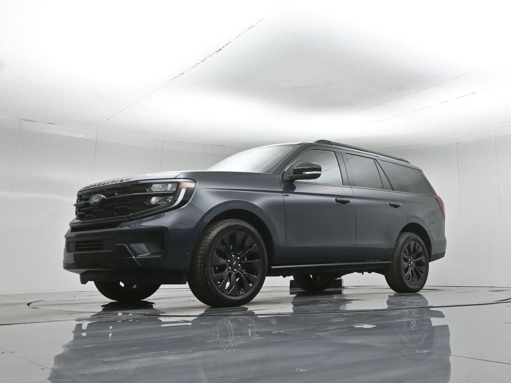 Certified 2025 Ford Expedition Platinum w/ Stealth Appearance Package image 26