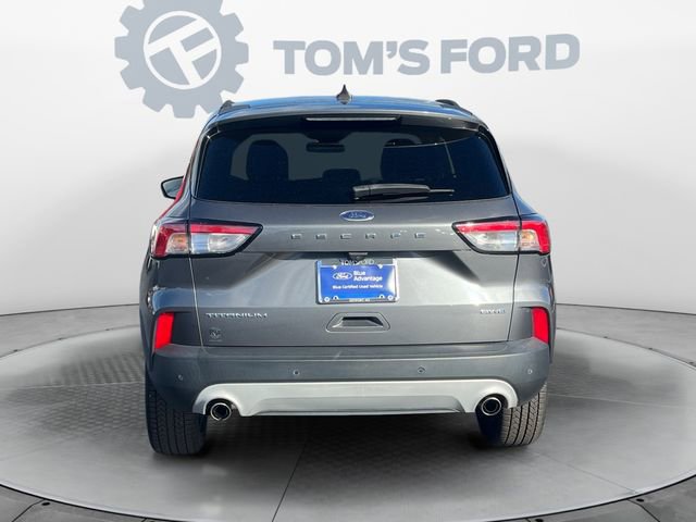 Certified 2022 Ford Escape Titanium image 4