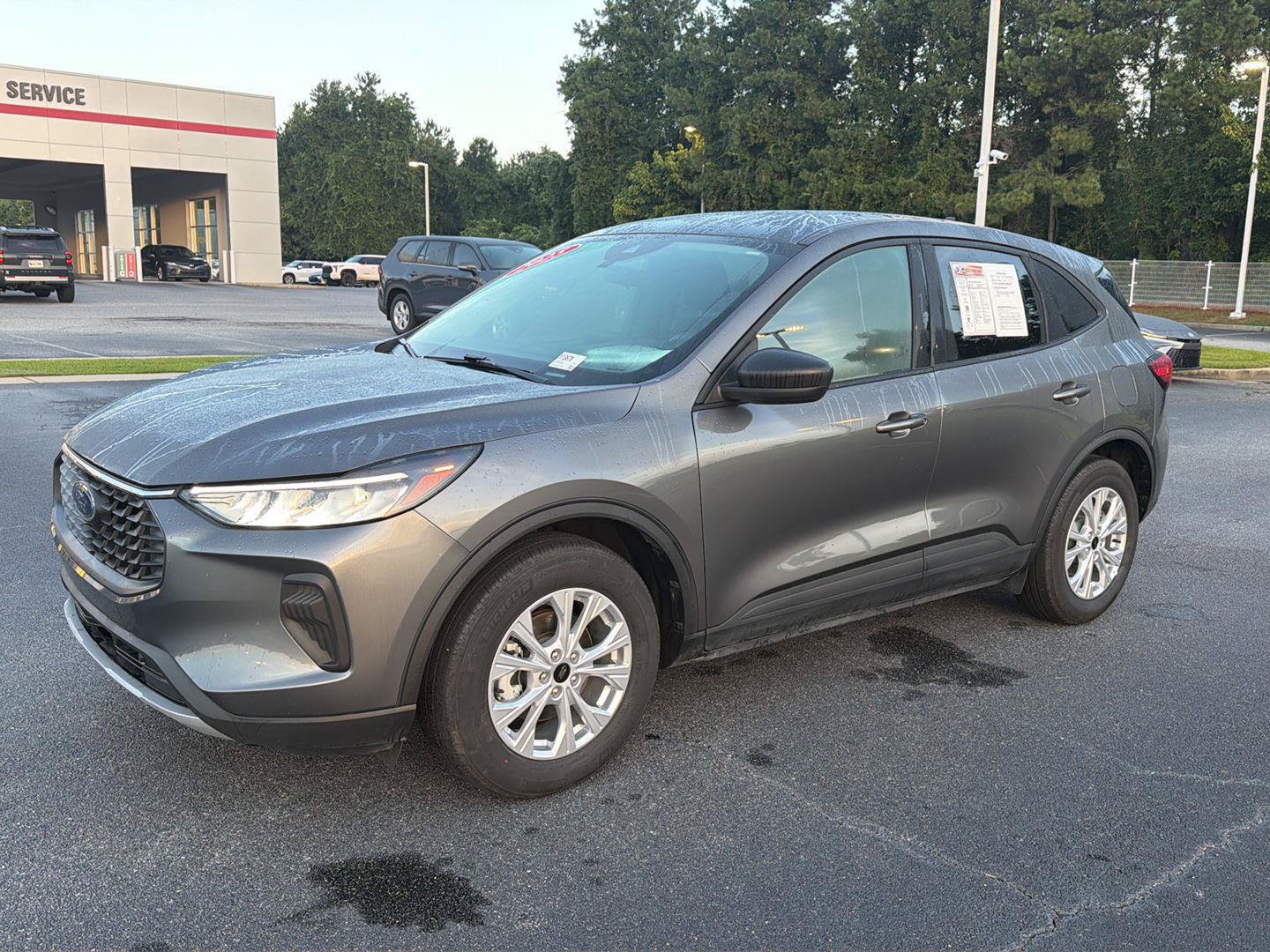Certified 2025 Ford Escape Active FWD image 2