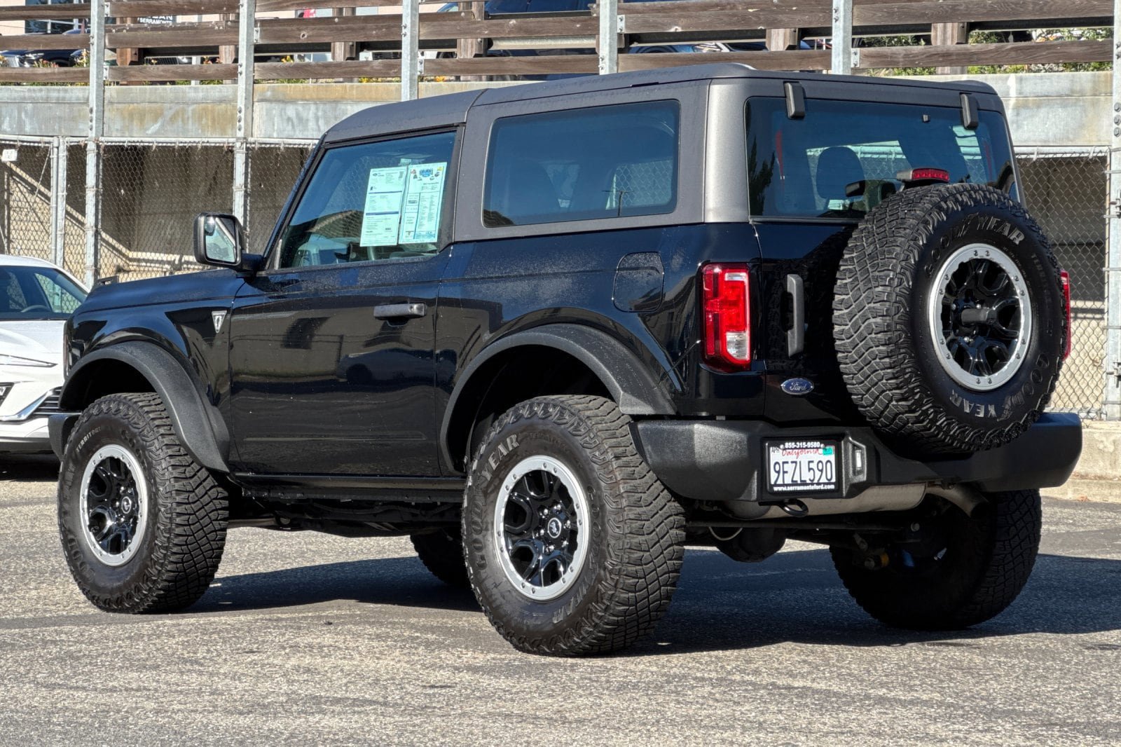 Certified 2023 Ford Bronco 2-Door w/ Sasquatch Package AWD/4WD image 9