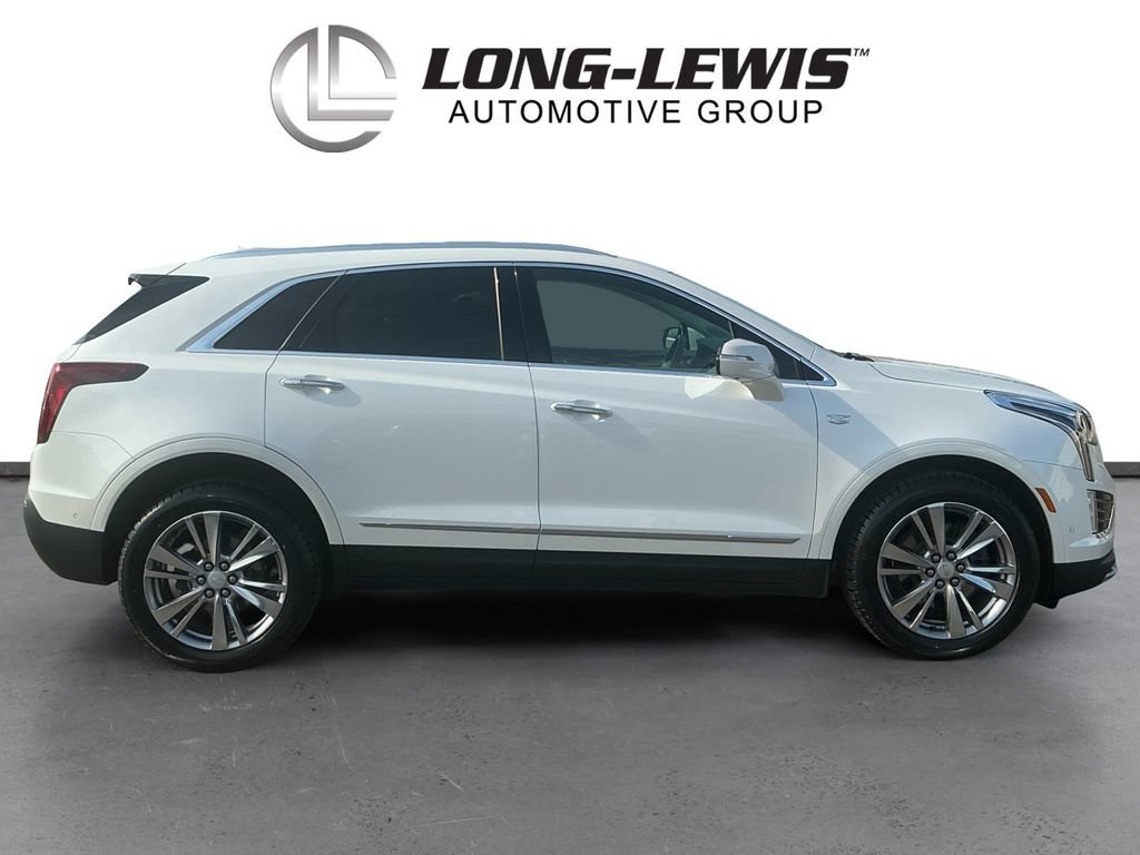 Used 2023 Cadillac XT5 Premium Luxury w/ Technology Package FWD image 8