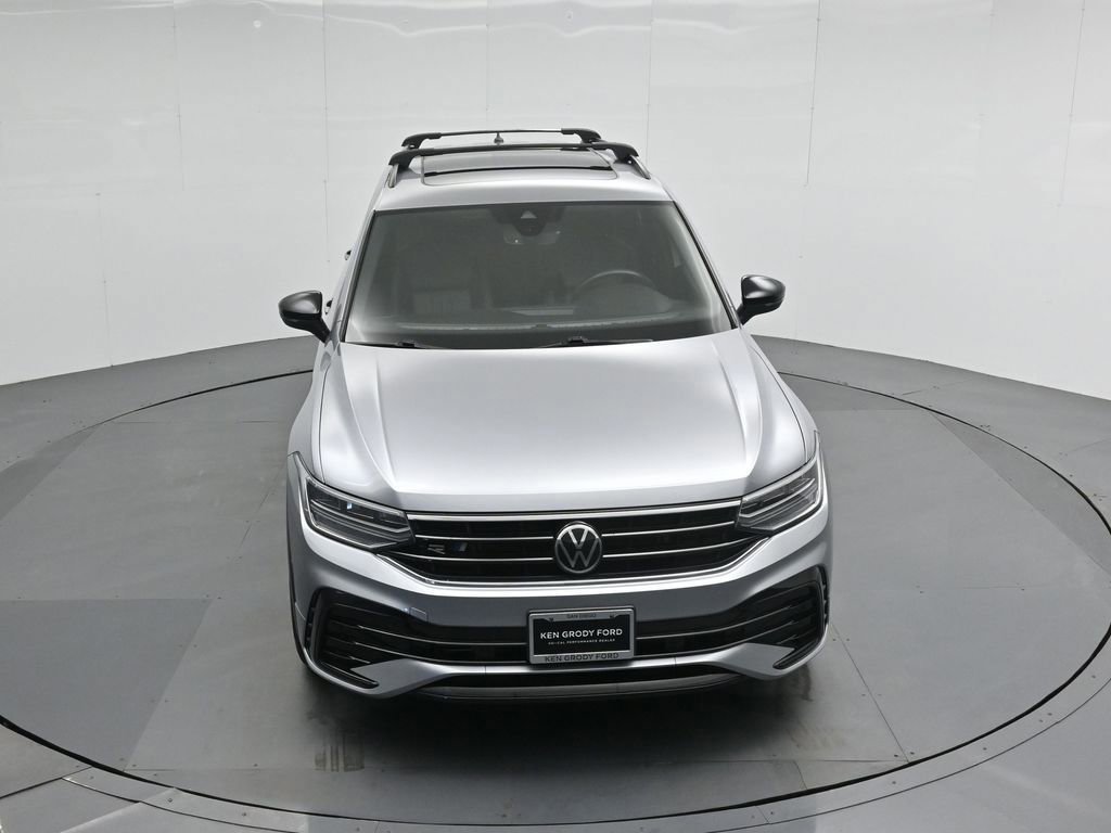 Used 2023 Volkswagen Tiguan SE R-Line FWD image 29