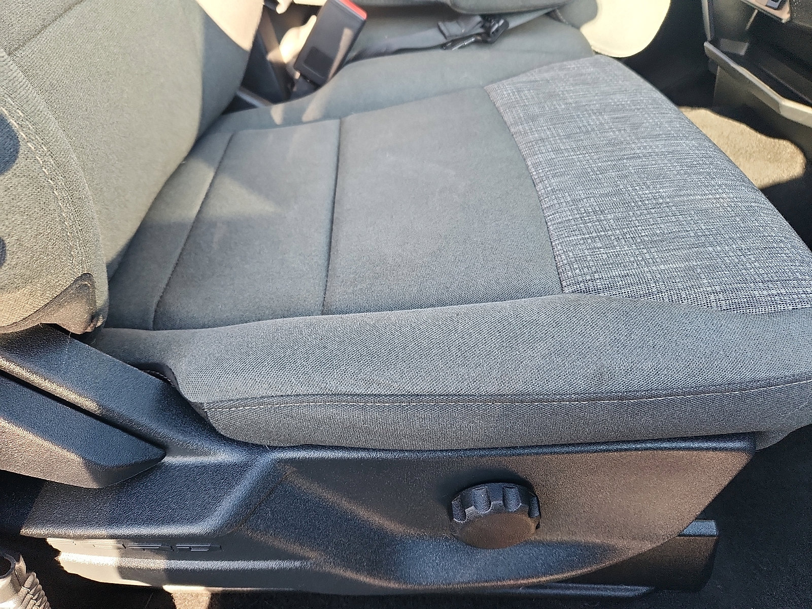 Certified 2023 Ford F150 XLT w/ Equipment Group 301A Mid image 32