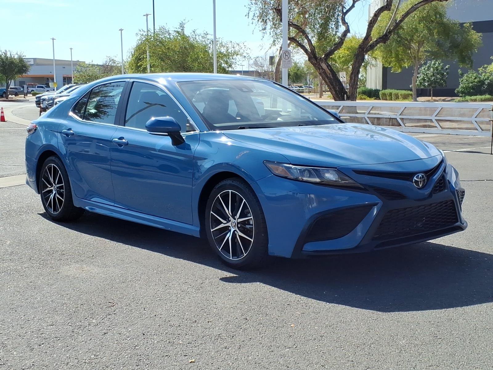 Used 2023 Toyota Camry SE w/ Convenience Package FWD image 7