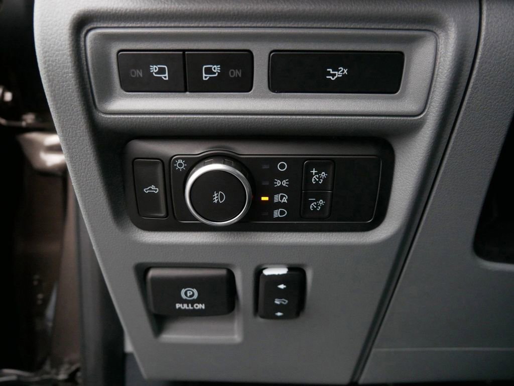 Certified 2022 Ford F150 XLT w/ Equipment Group 302A High image 20