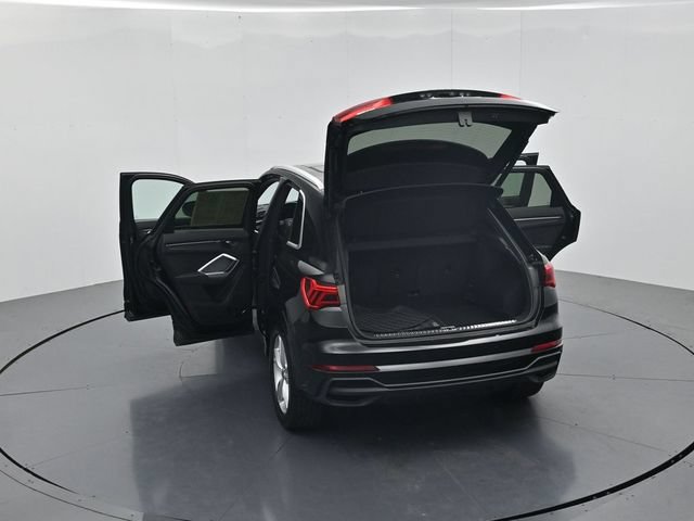 Used 2023 Audi Q3 2.0T Premium Plus AWD/4WD image 50