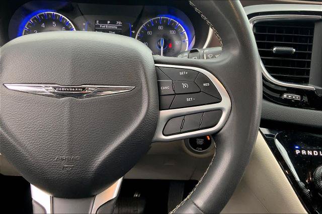 Used 2023 Chrysler Voyager LX FWD image 24