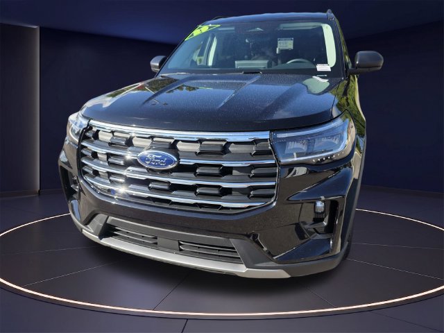 Certified 2025 Ford Explorer Active w/ Active Comfort Package RWD image 9