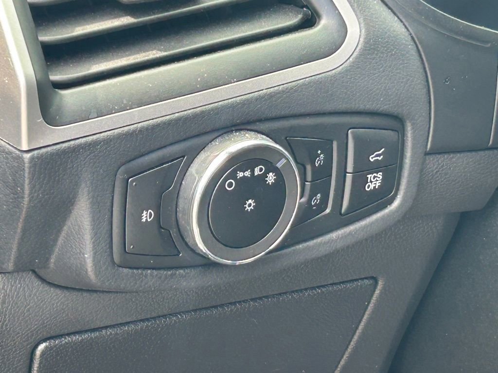 Certified 2023 Ford Edge ST-Line w/ Cargo Accessory Package image 34