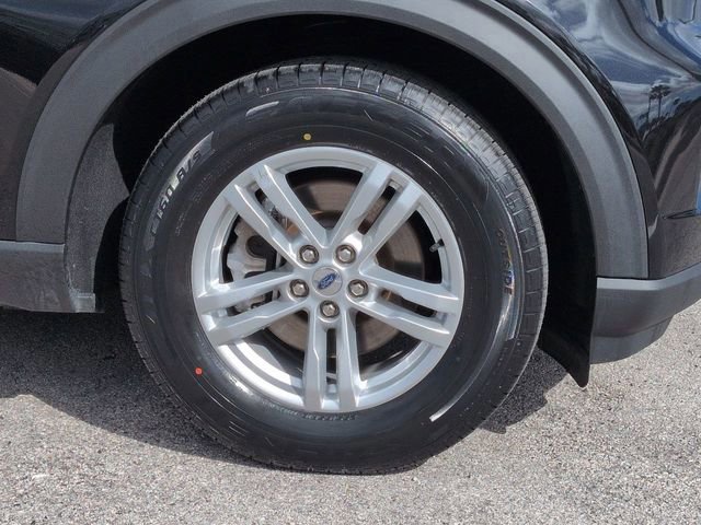 Certified 2024 Ford Explorer XLT w/ Equipment Group 202A image 11