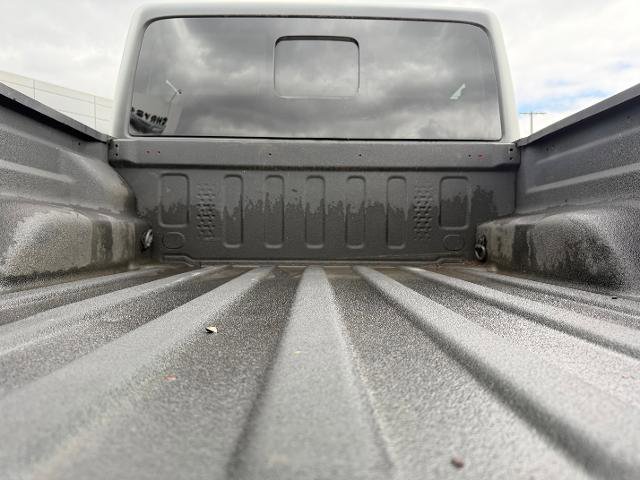 Used 2020 Jeep Gladiator Overland AWD/4WD image 14