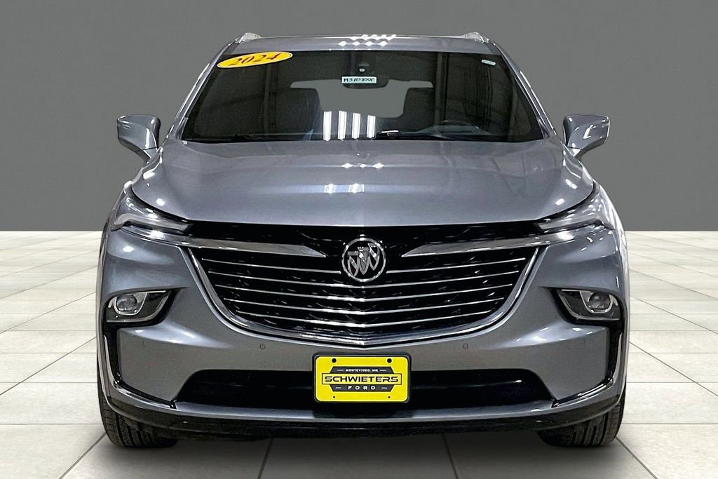 Used 2024 Buick Enclave Premium AWD/4WD image 3