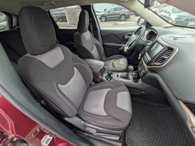 Used 2018 Jeep Cherokee Latitude image 19