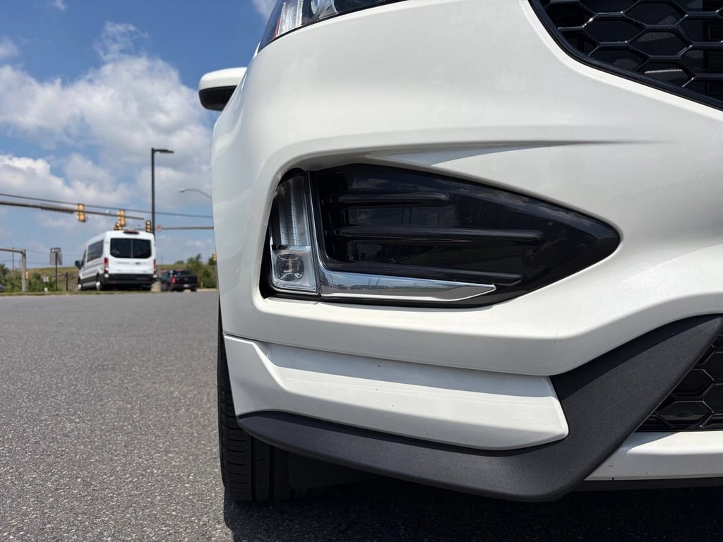 Certified 2022 Ford Edge ST-Line AWD/4WD image 25