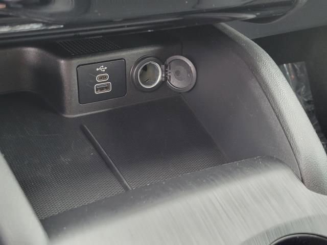 Certified 2024 Ford Escape SE image 34